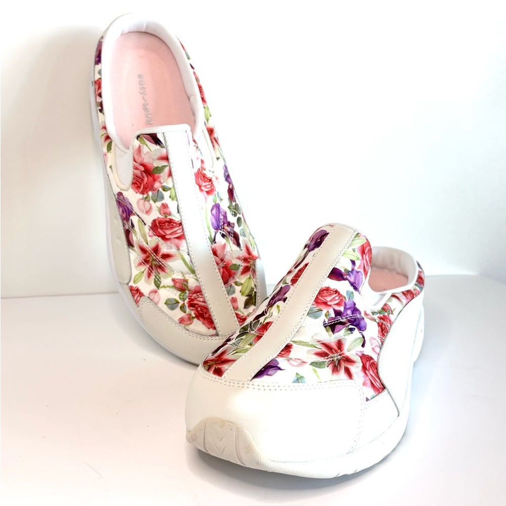11WW Easy Spirit Travel Time Clogs Floral Extra Wide